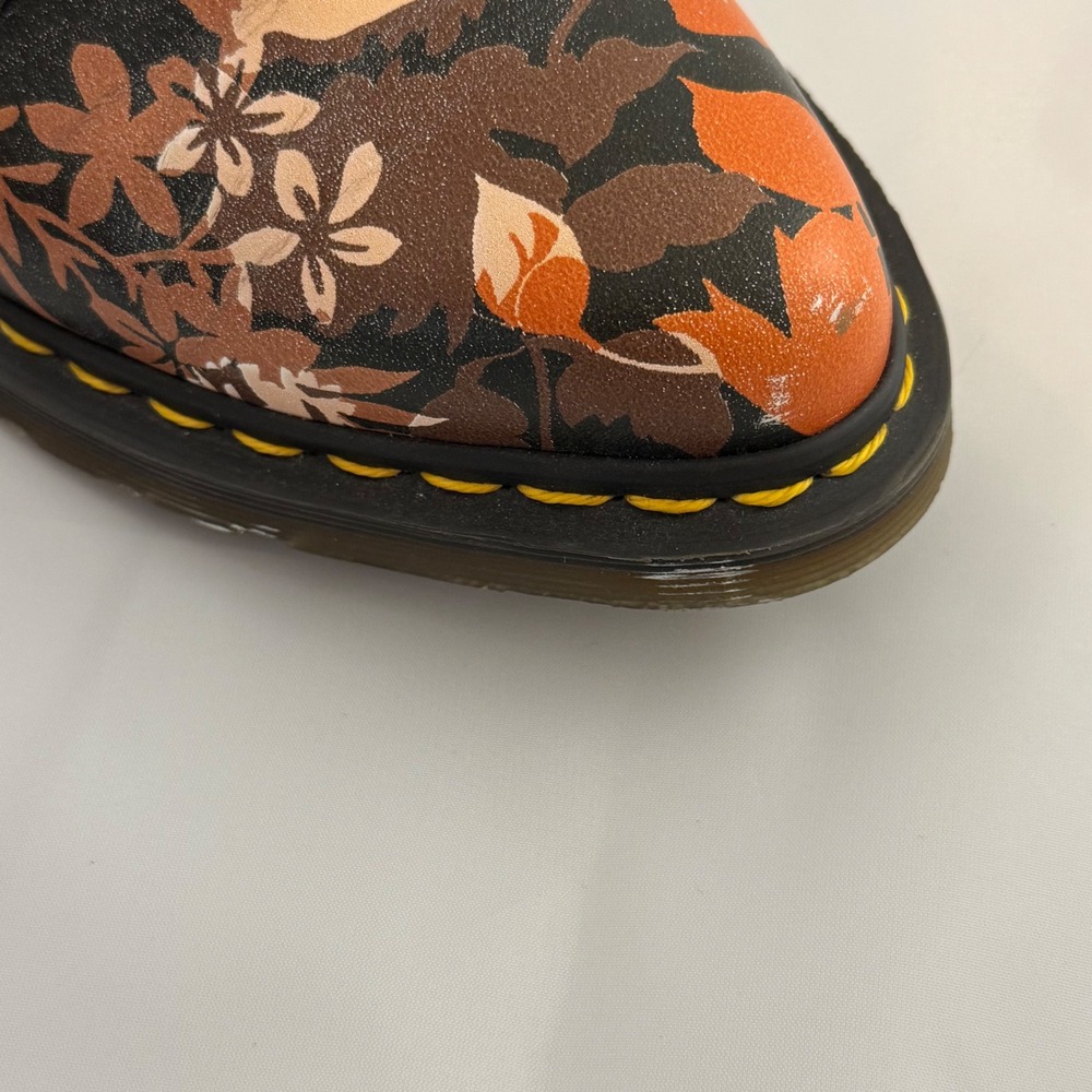 DISCONTINUED Dr. Martens Cerys 14Eye Floral Leather Boot Pointed Toe RARE US L 9 - Picture 9 of 14